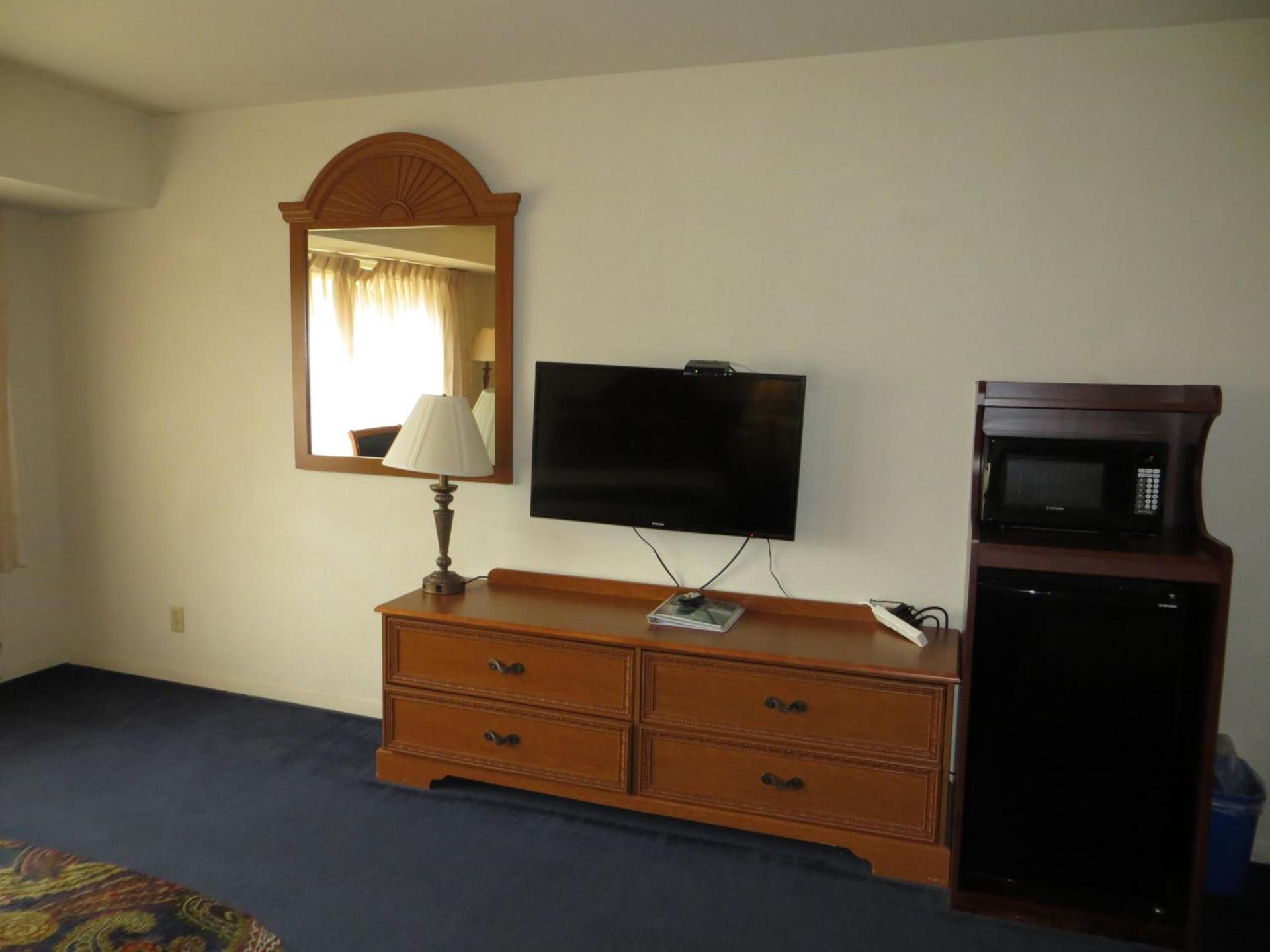 The Monarch Resort photo 27