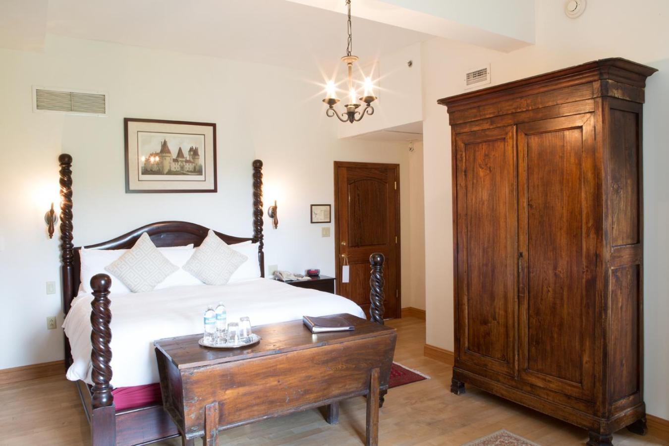 Wedmore Place photo 8