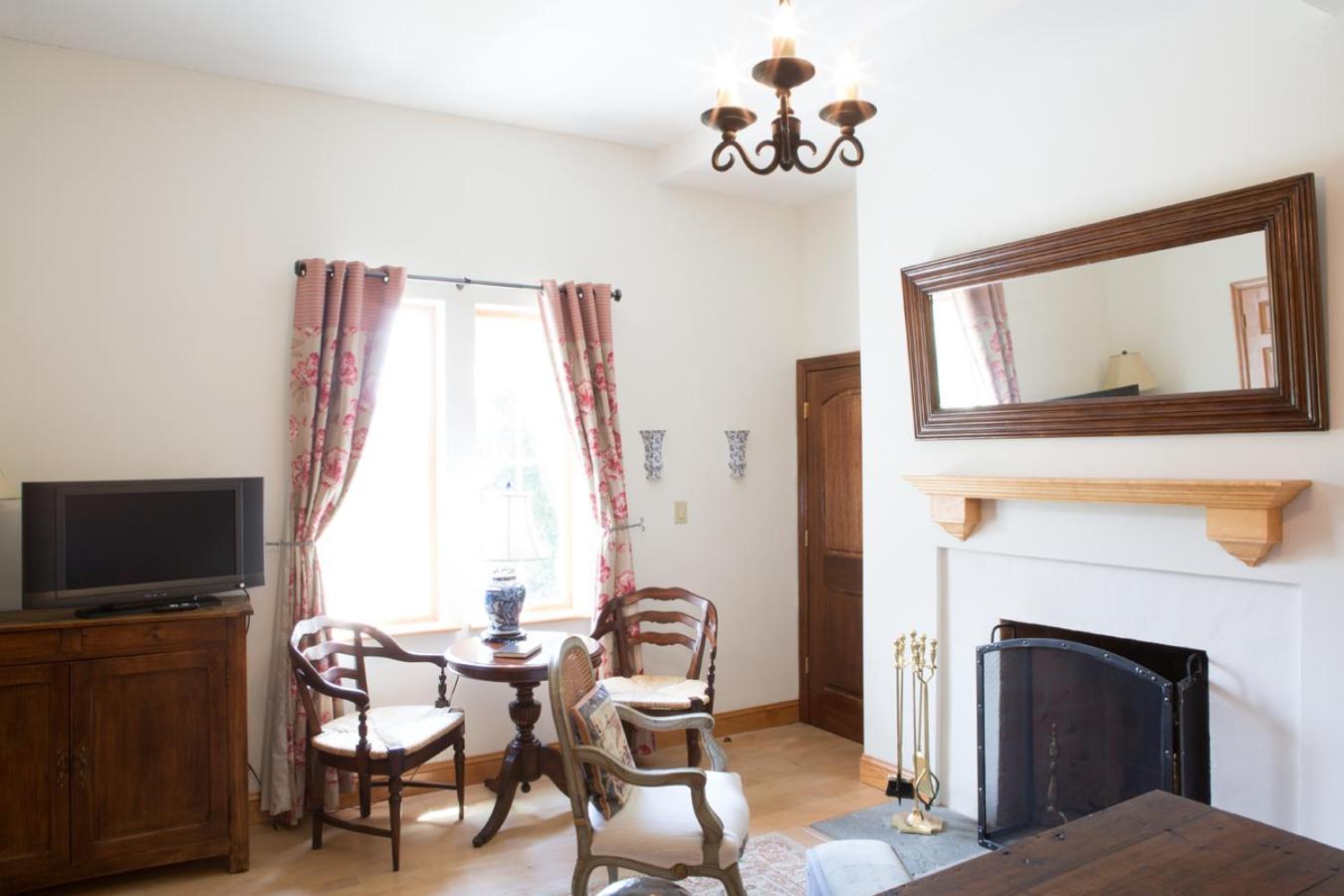 Wedmore Place photo 10