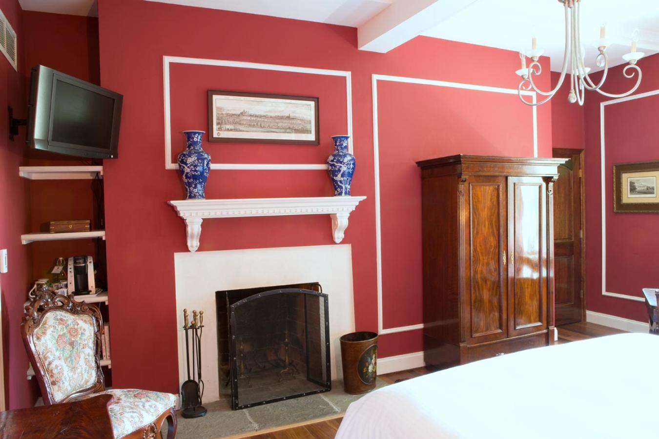 Wedmore Place photo 14