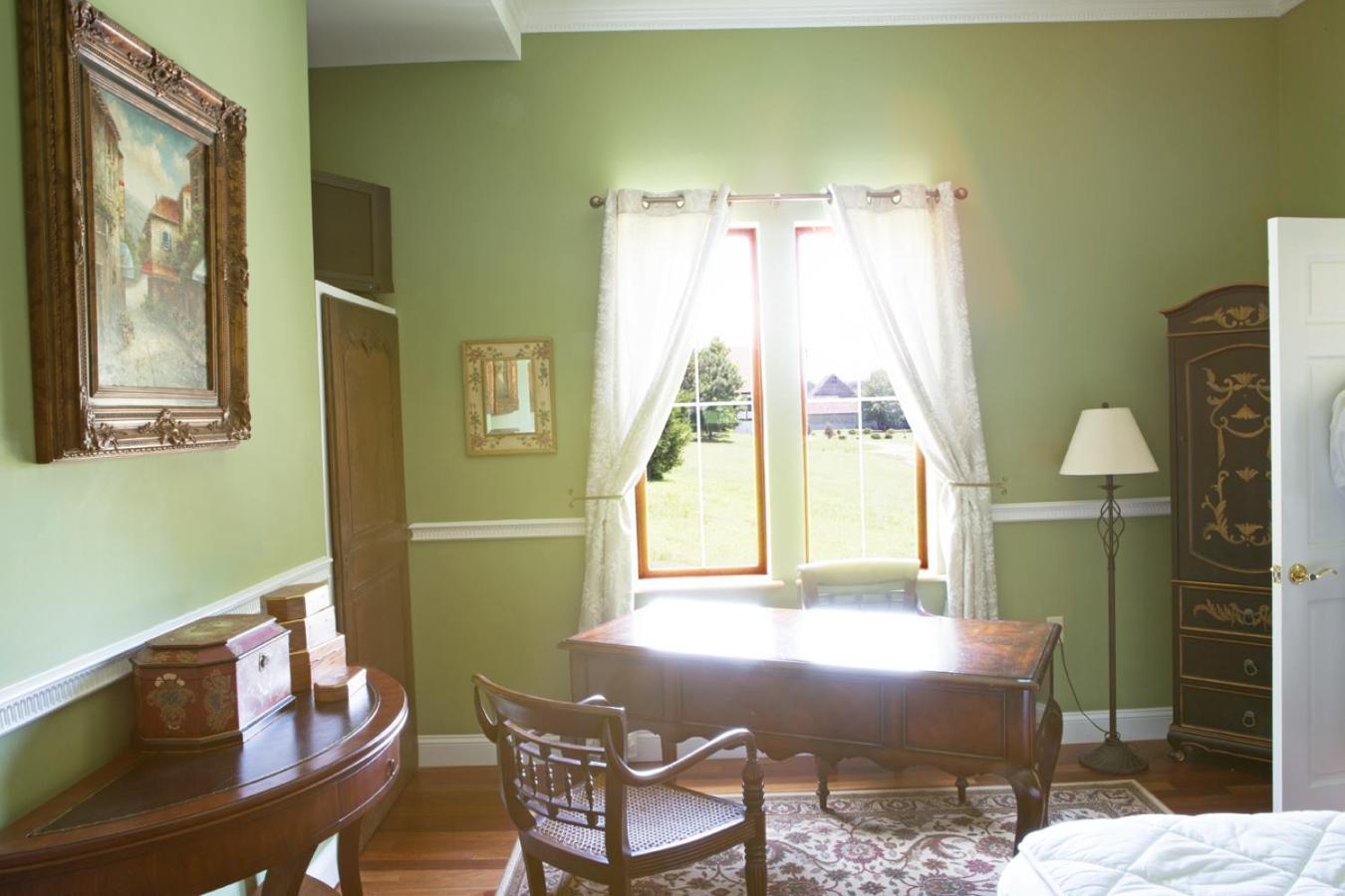 Wedmore Place photo 17