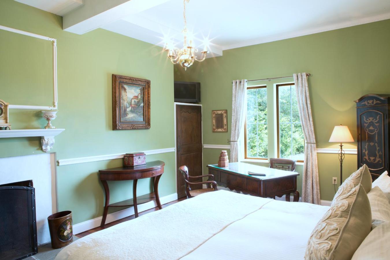 Wedmore Place photo 27