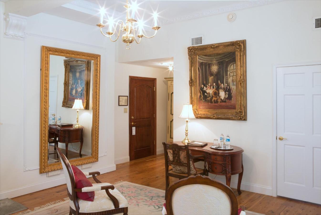 Wedmore Place photo 33