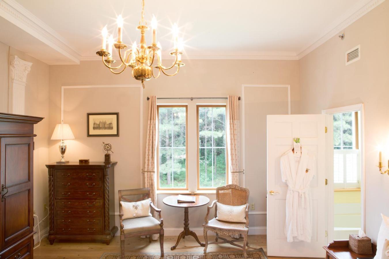 Wedmore Place photo 39
