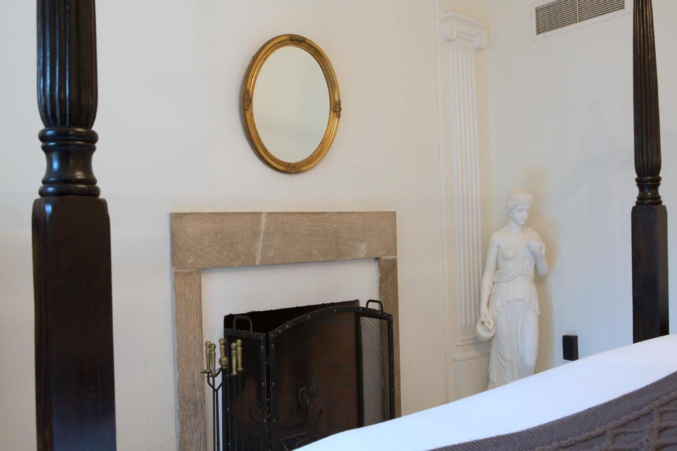 Wedmore Place photo 51