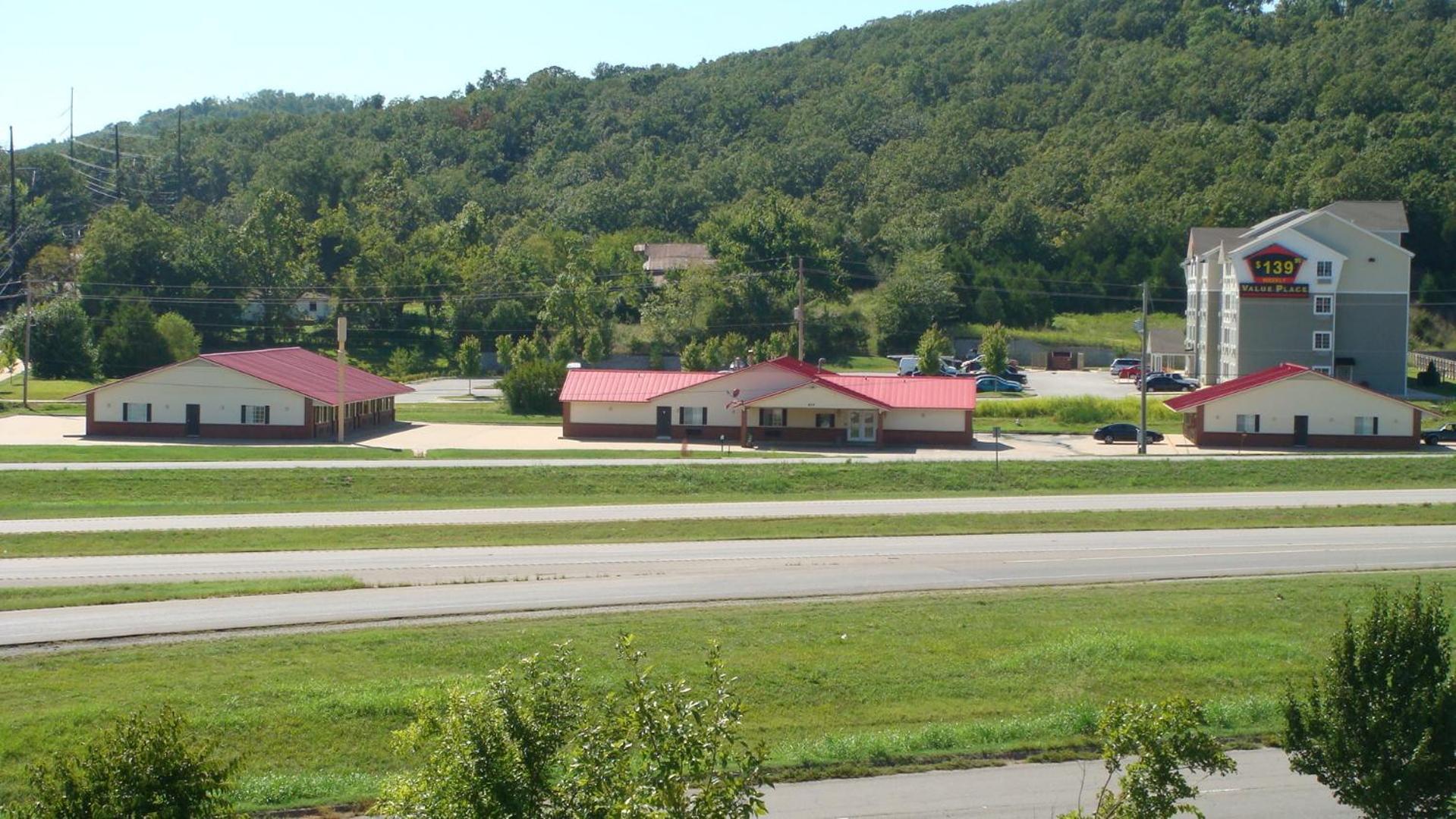 Regency 7 Motel photo 30