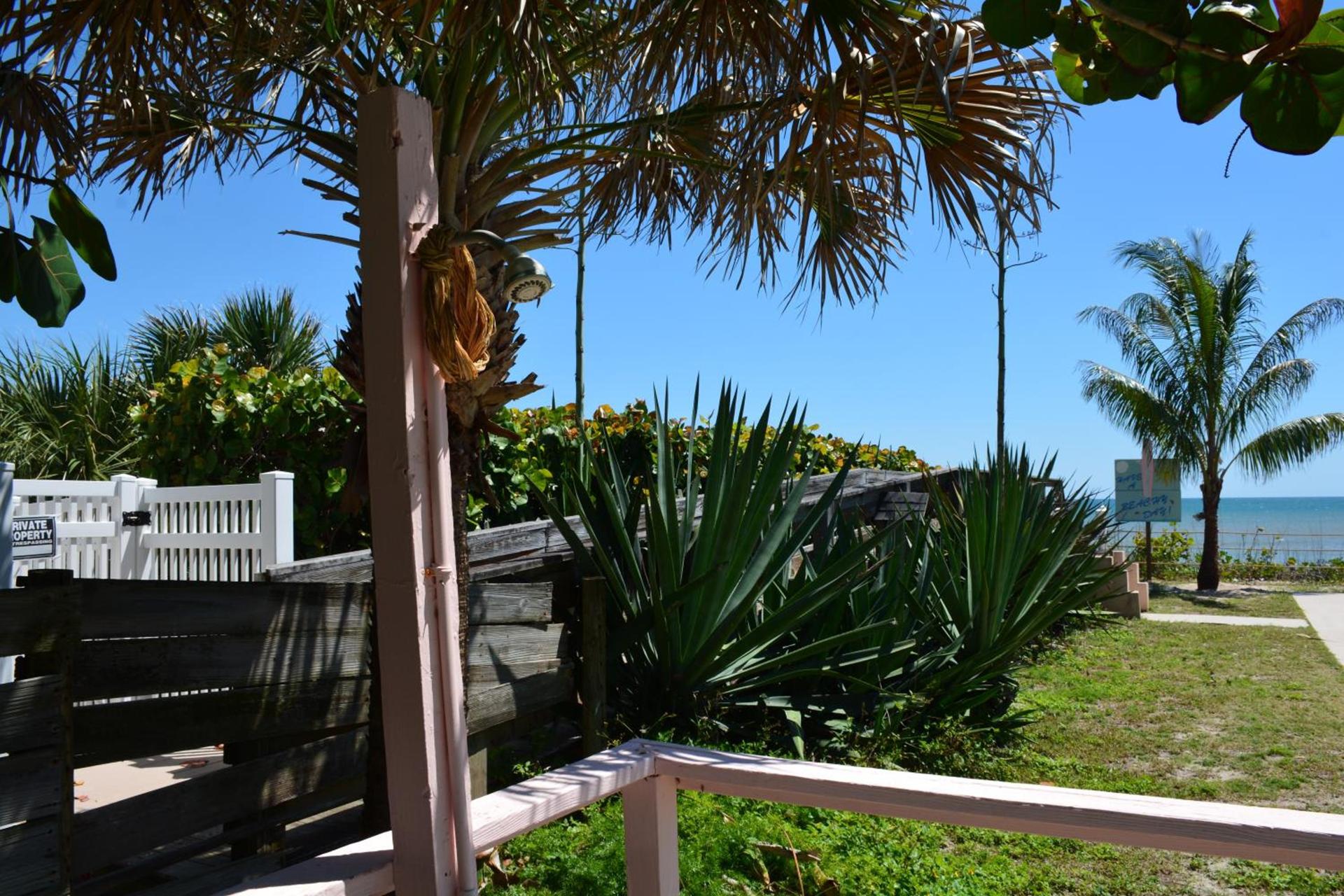 Oceanfront Sea Scape Motel photo 58