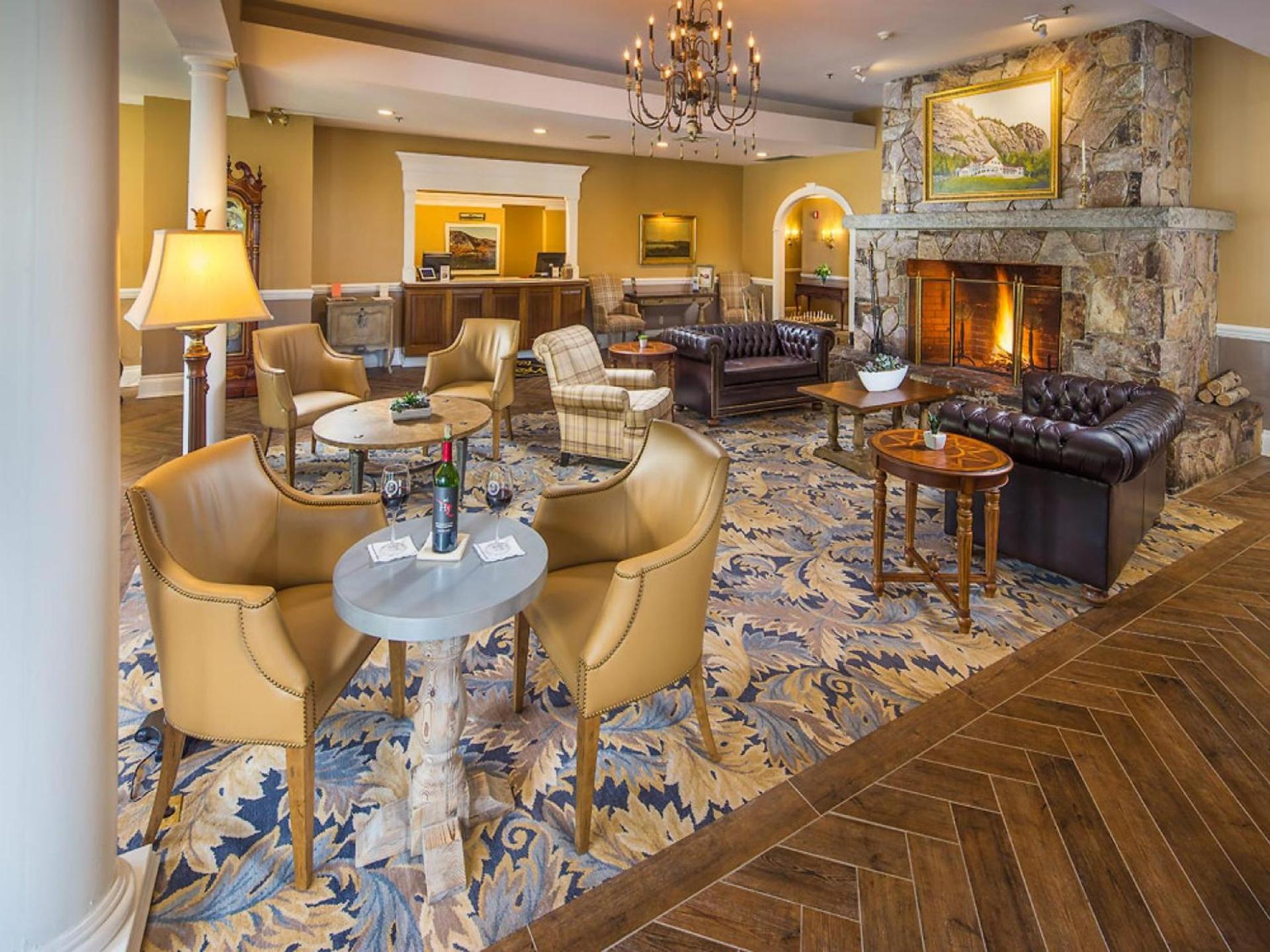 White Mountain Hotel and Resort photo 37