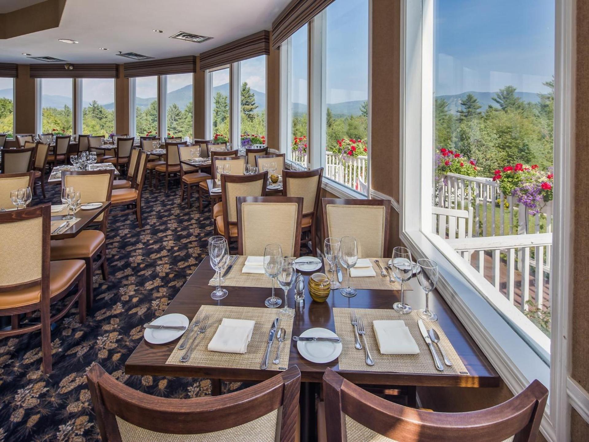 White Mountain Hotel and Resort photo 5
