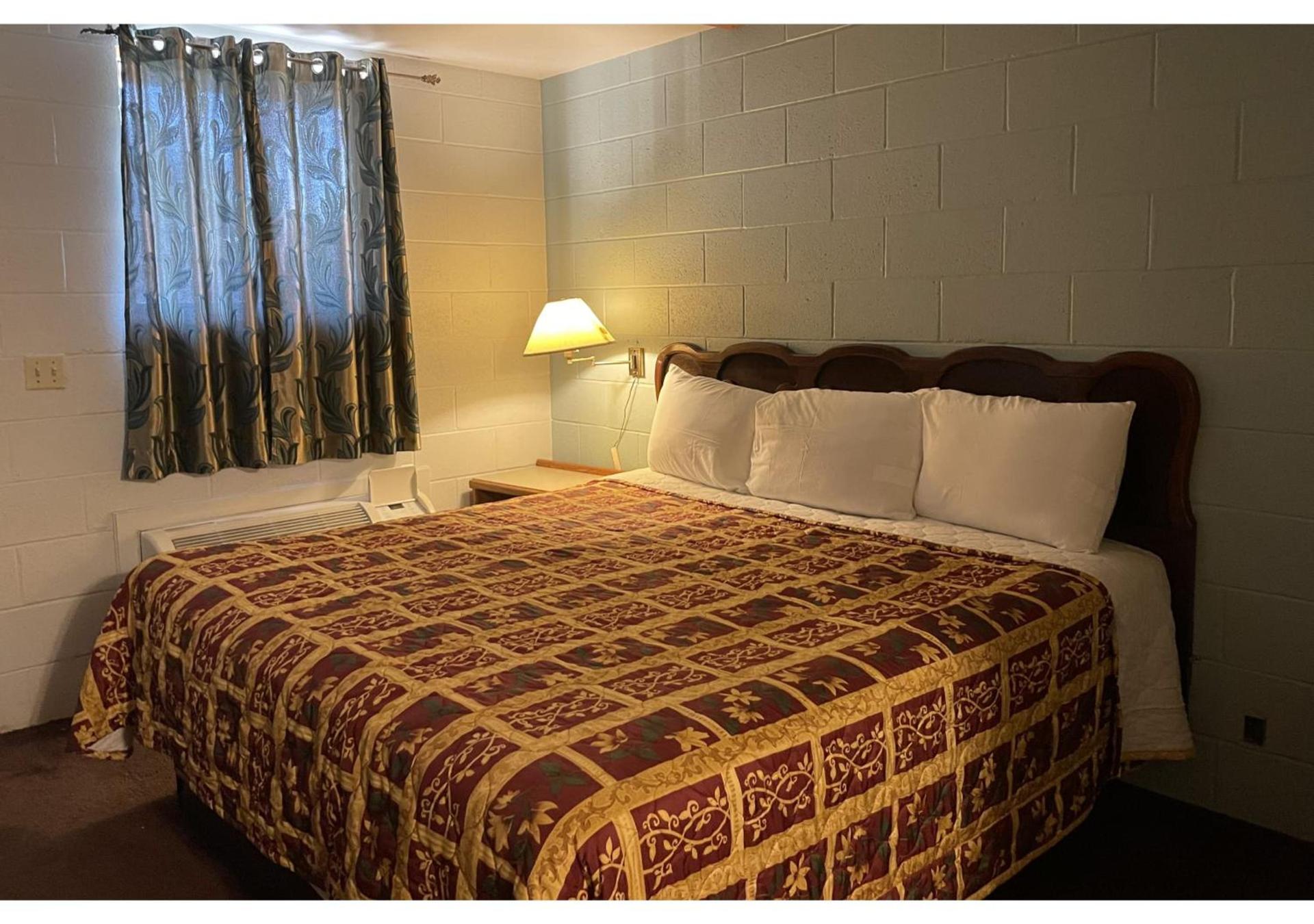 Skyline Motel Bartlesville Hwy 75 photo 17