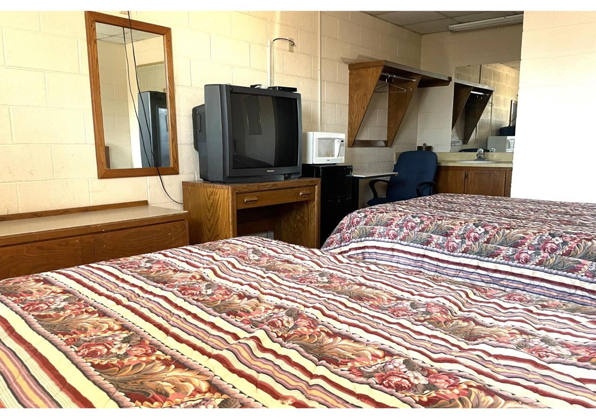 Skyline Motel Bartlesville Hwy 75 photo 13