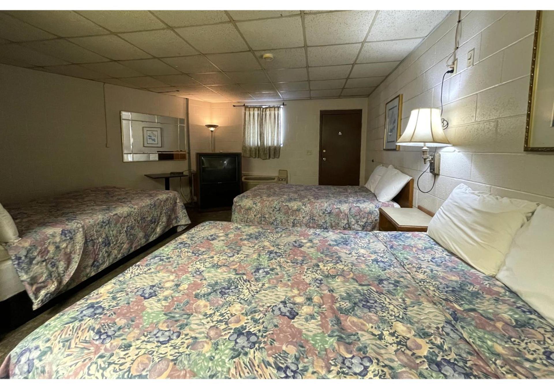 Skyline Motel Bartlesville Hwy 75 photo 11