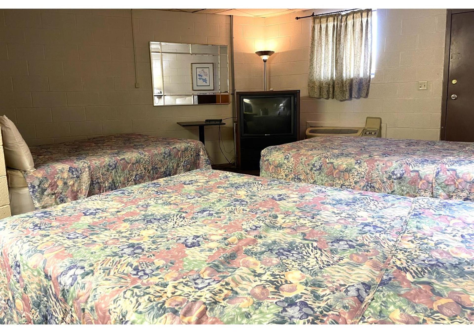 Skyline Motel Bartlesville Hwy 75 photo 8