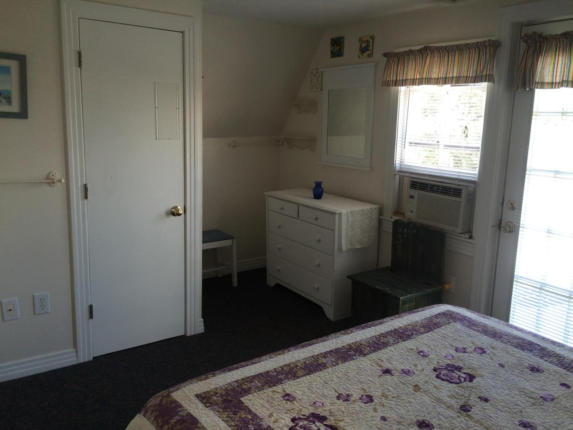 Angie's Guest Cottage photo 17