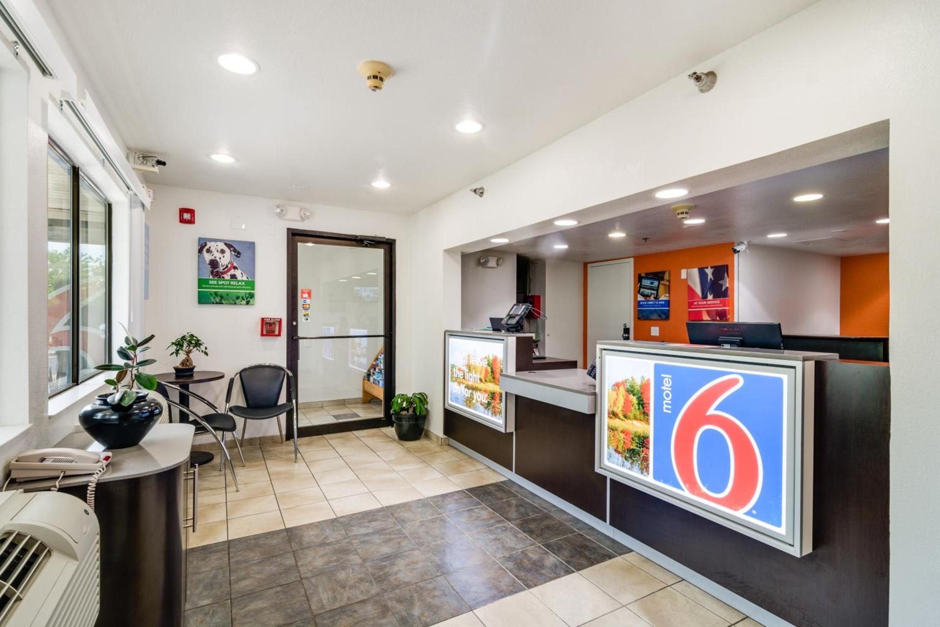Motel 6-Rolling Meadows, IL - Chicago Northwest photo 27