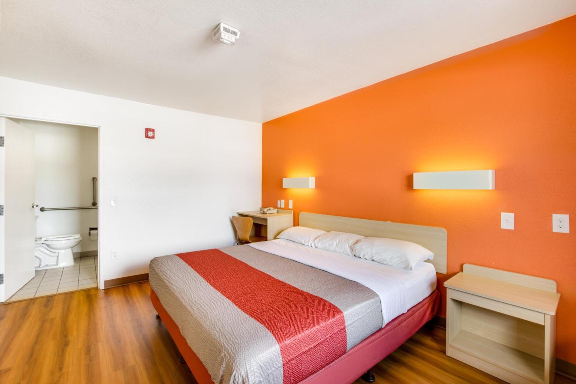 Motel 6-Columbus, OH - West photo 10