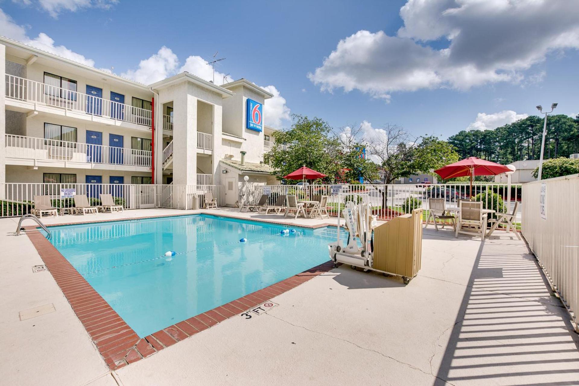 Motel 6-Columbus, OH - West photo 13