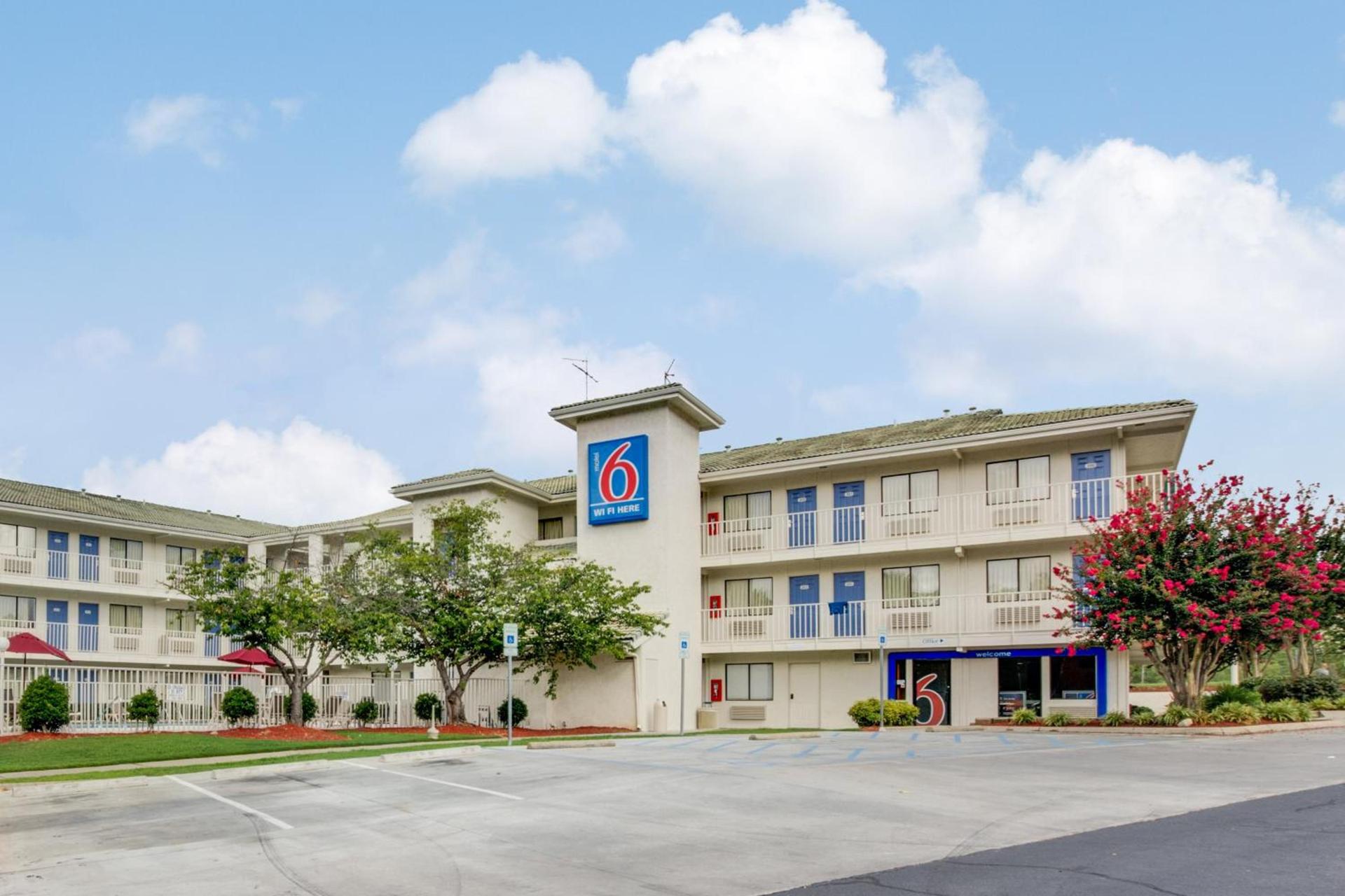 Motel 6-Columbus, OH - West photo 23