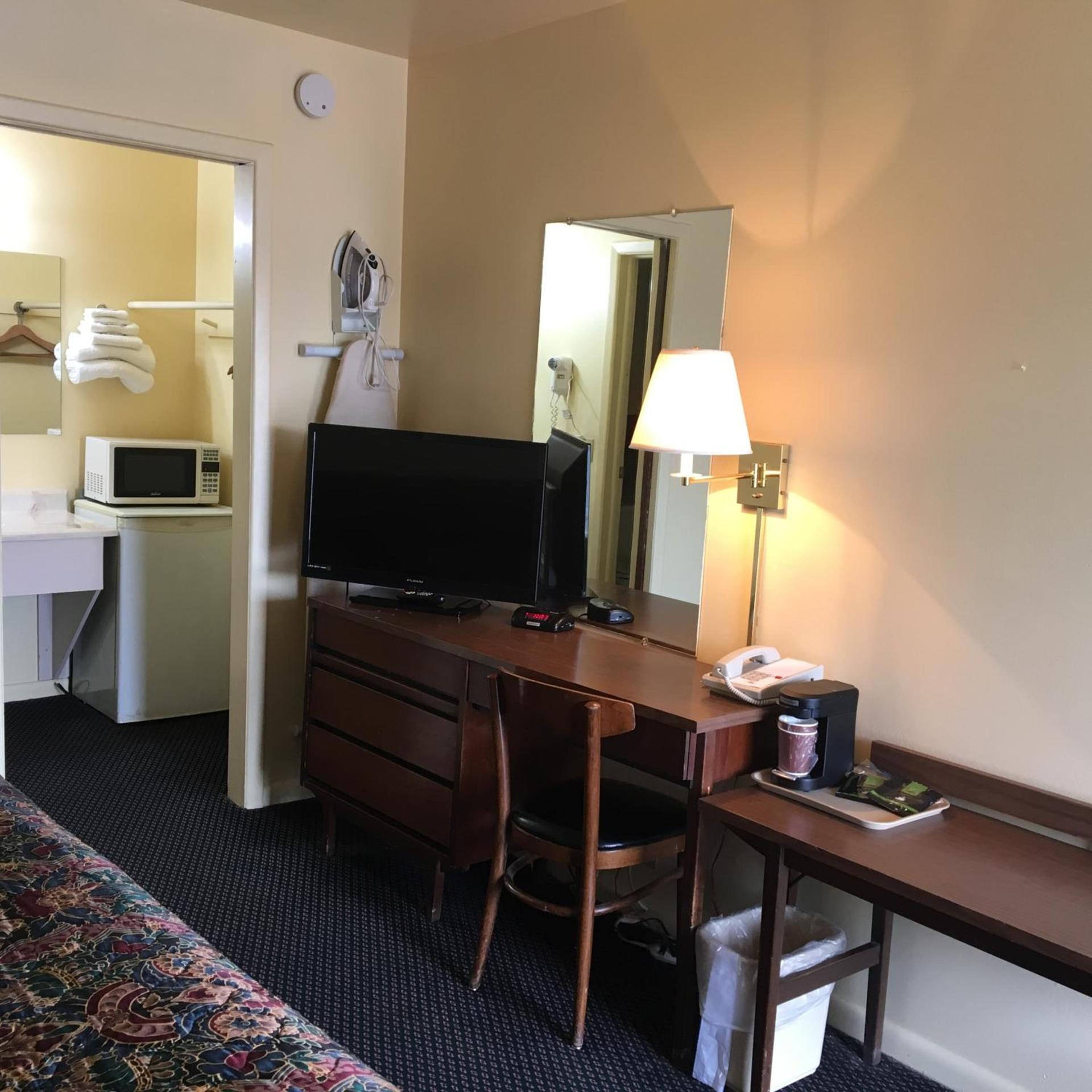 Guest House Motel Chanute photo 7