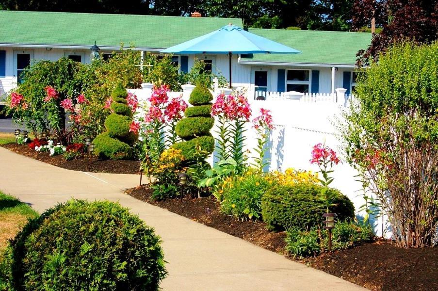 Ne'r Beach Motel photo 90