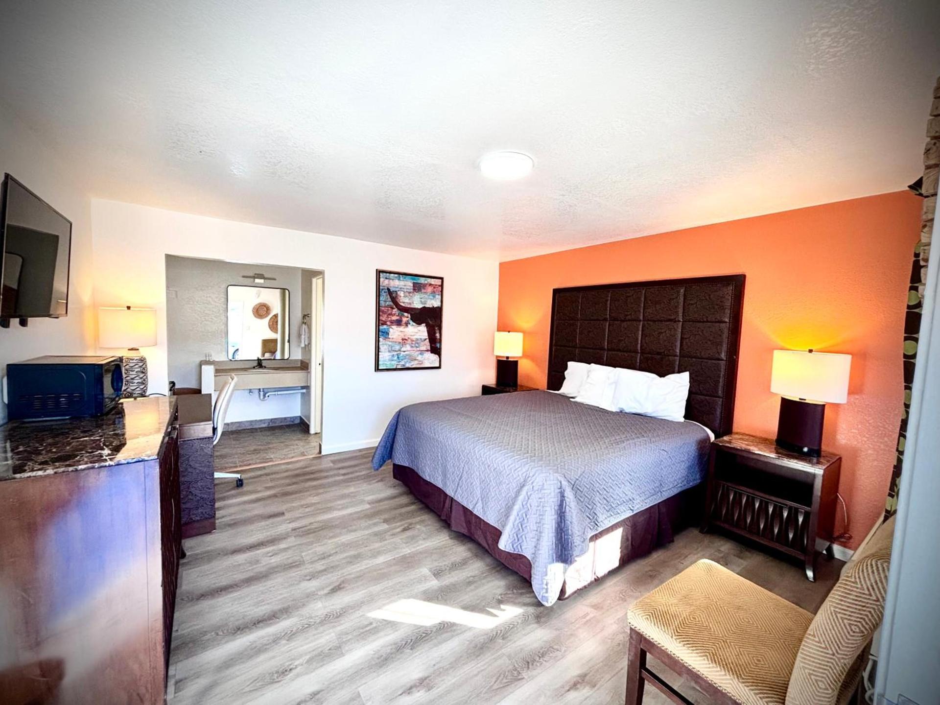 The Crest Motel photo 21
