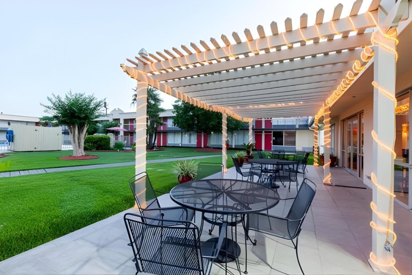 Iberia House & Suites photo 14