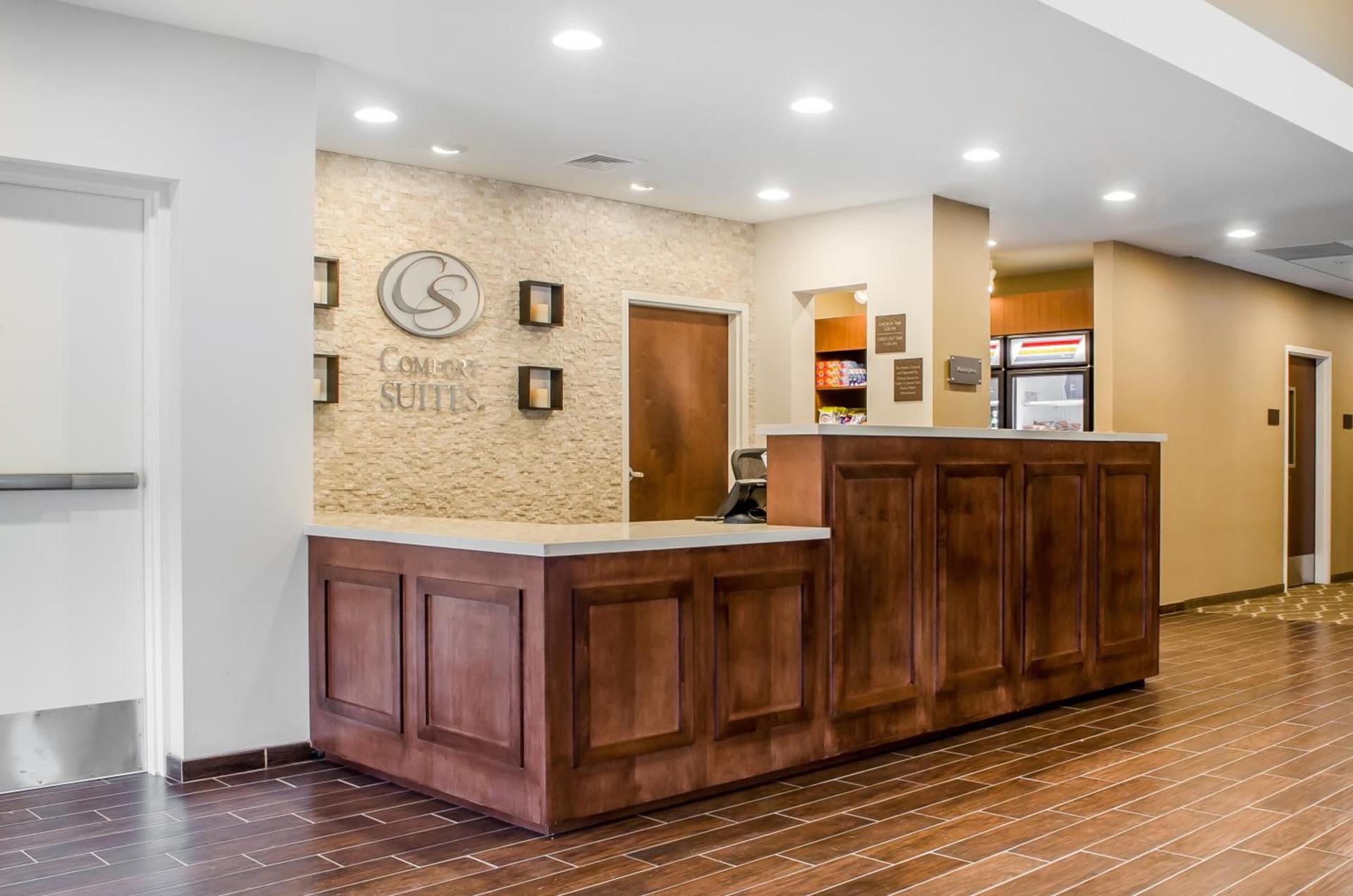 Comfort Suites Manheim - Lancaster photo 68