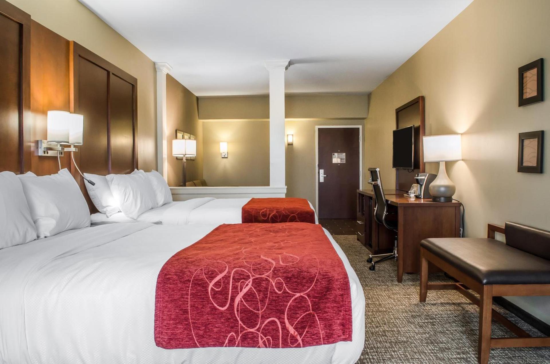 Comfort Suites Manheim - Lancaster photo 54