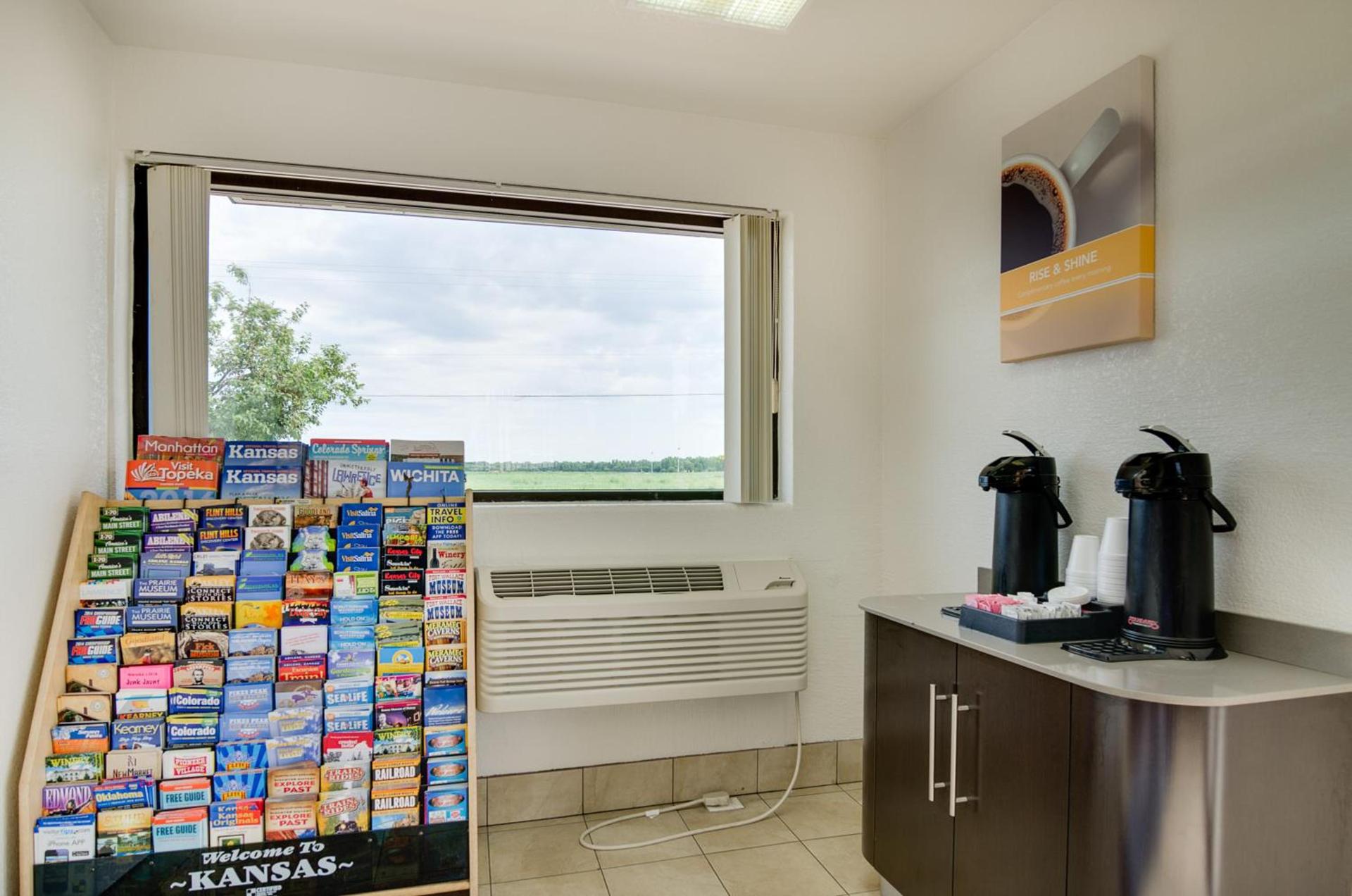 Motel 6-Salina, KS photo 44