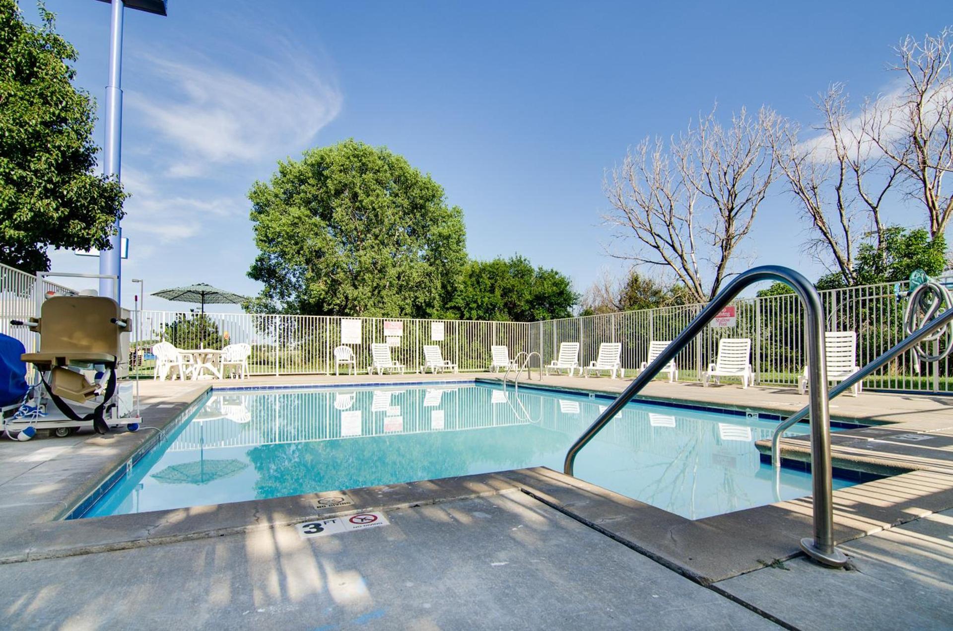 Motel 6-Salina, KS photo 48