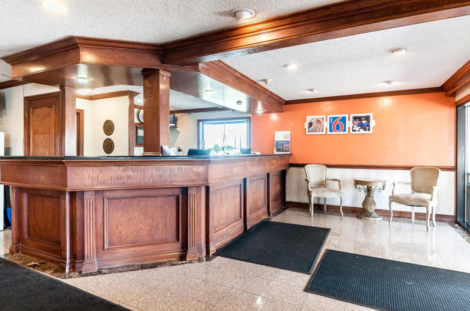 Motel 6-Southgate, MI - Detroit photo 14