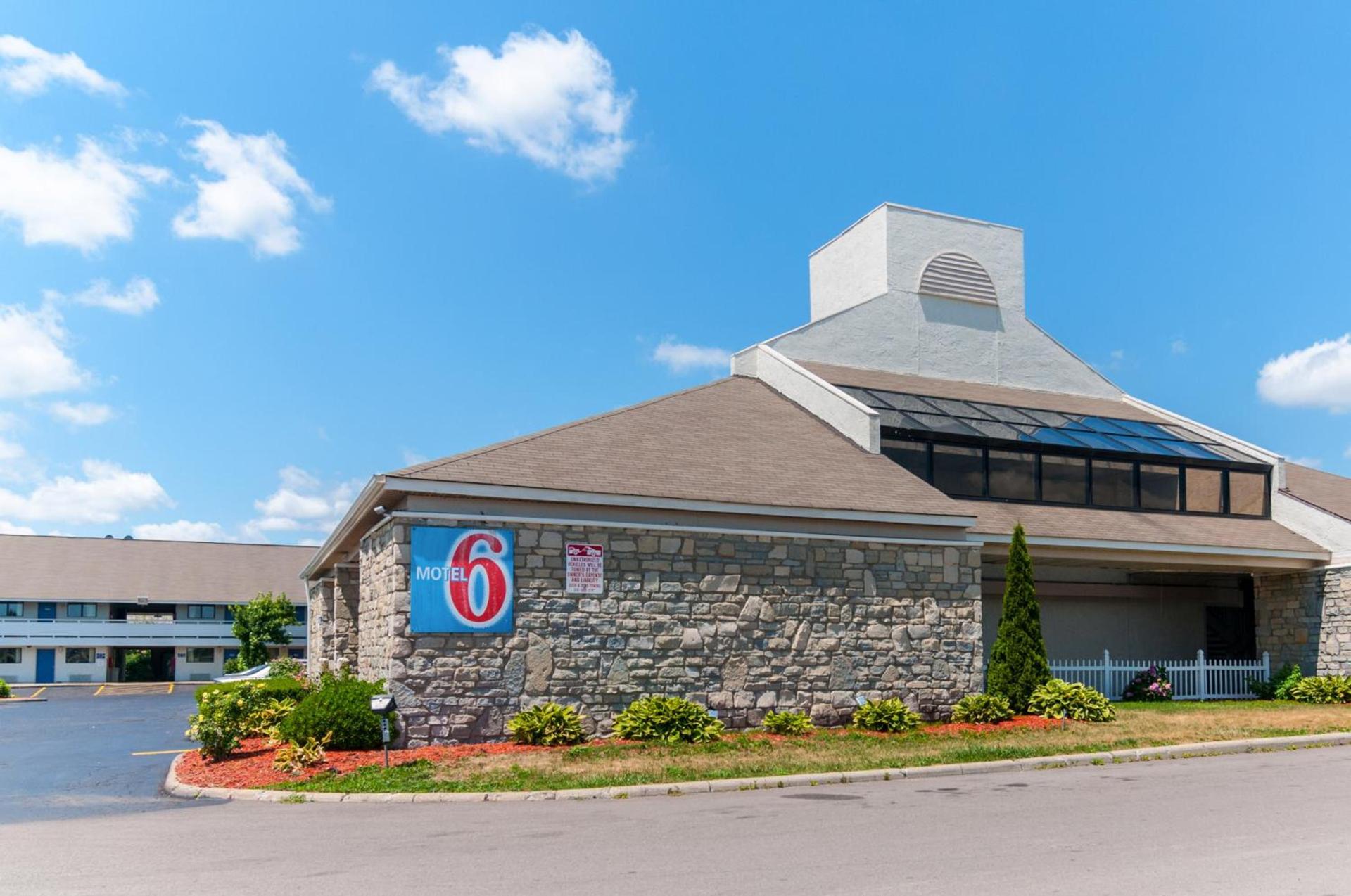 Motel 6-Southgate, MI - Detroit photo 3