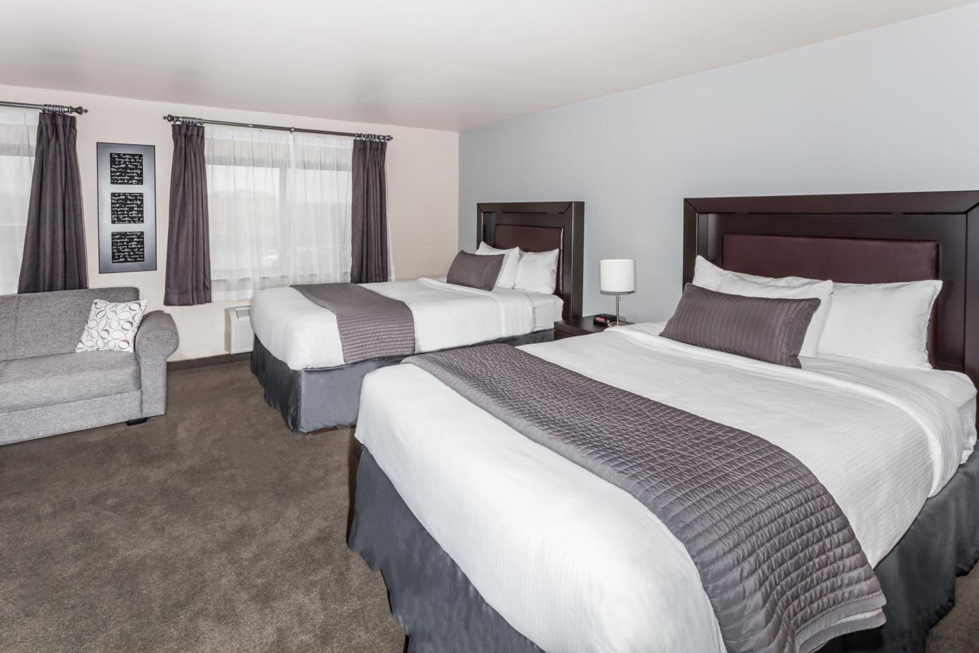 Baymont by Wyndham Glenview photo 3