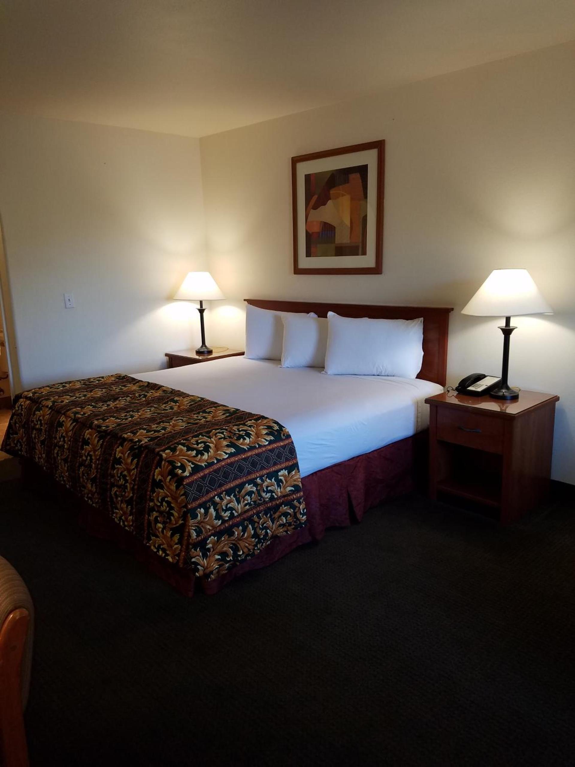 Premier Inns Tolleson photo 3