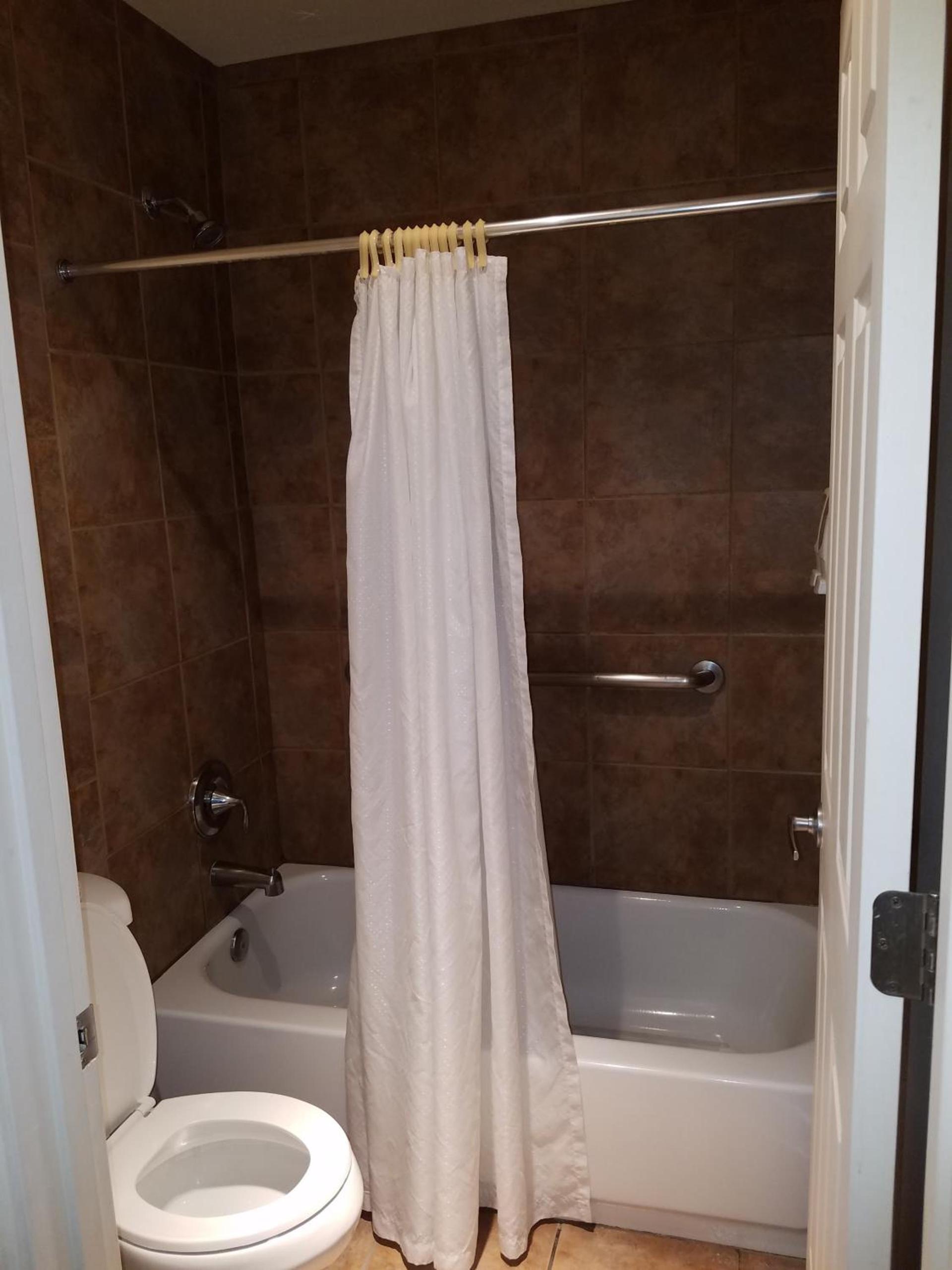 Premier Inns Tolleson photo 9