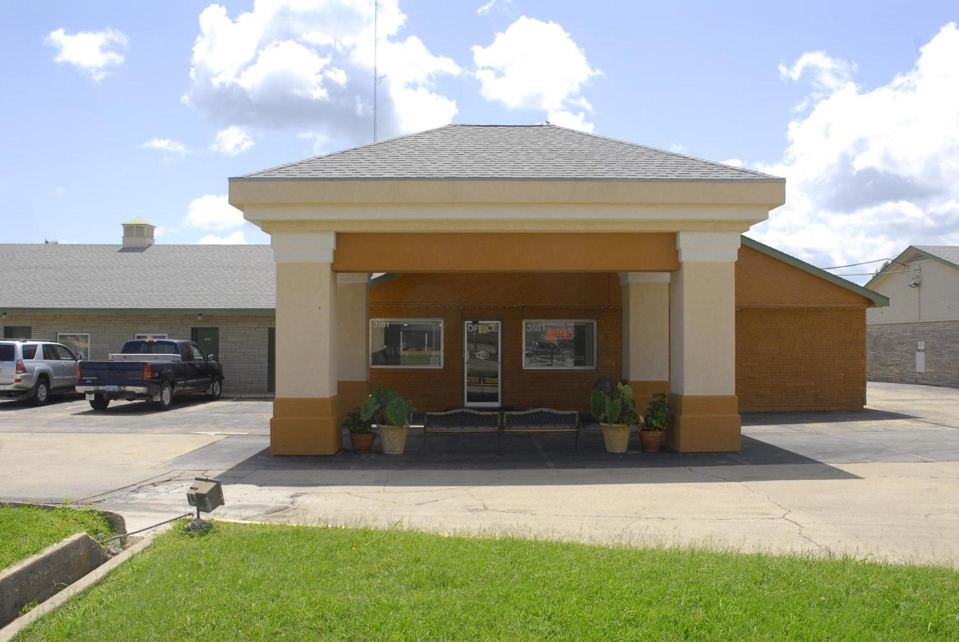 America's Best Inn and Suites Emporia — hotel in Emporia