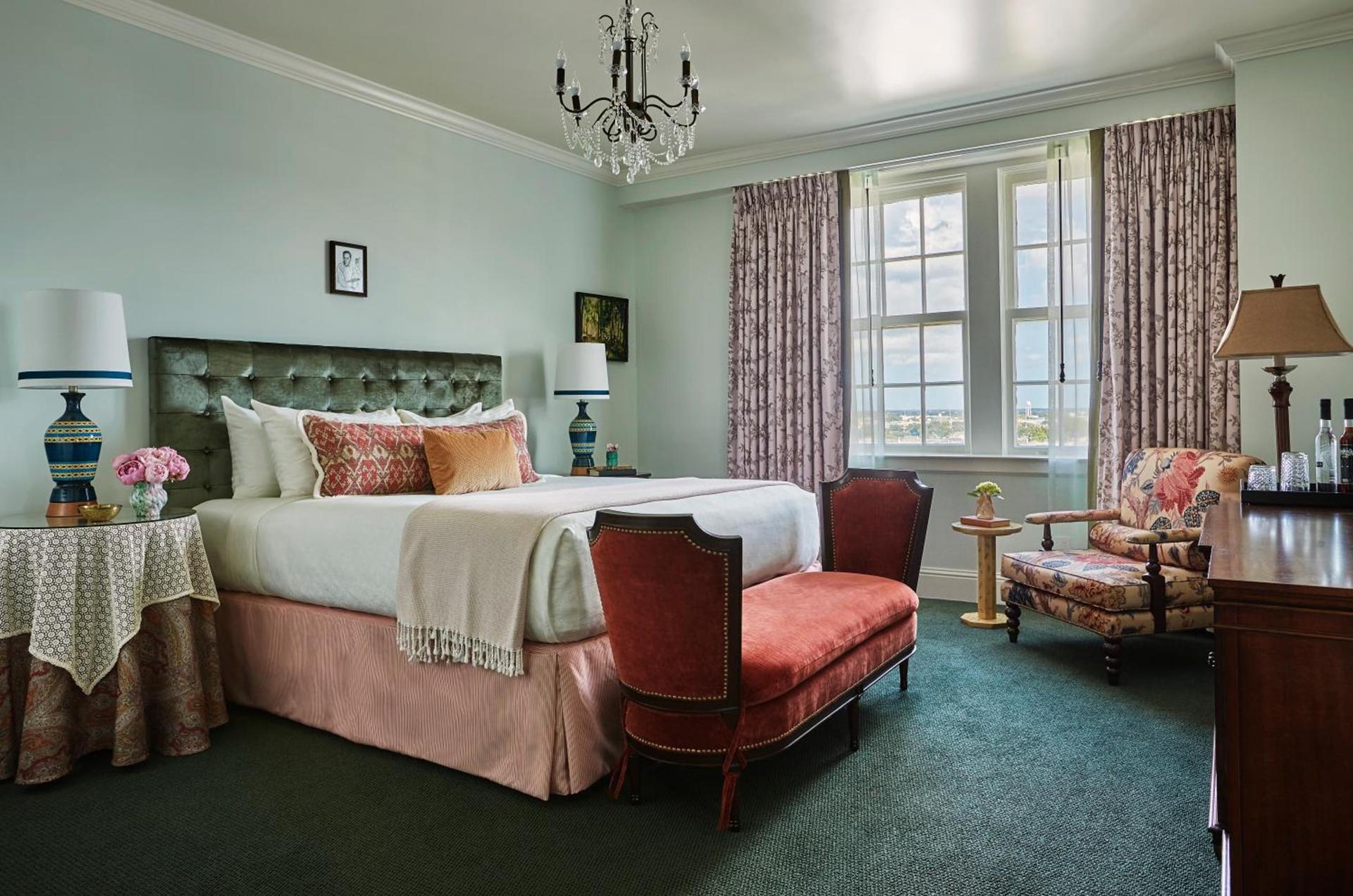 The Pontchartrain Hotel photo 3
