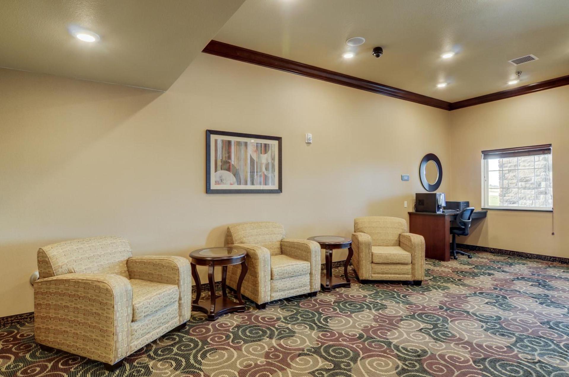 Cobblestone Inn & Suites - Ord photo 59