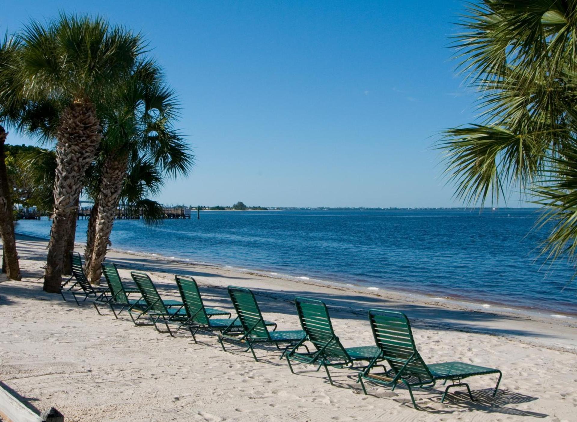 Resort Harbour Properties - Fort Myers / Sanibel Gateway photo 24