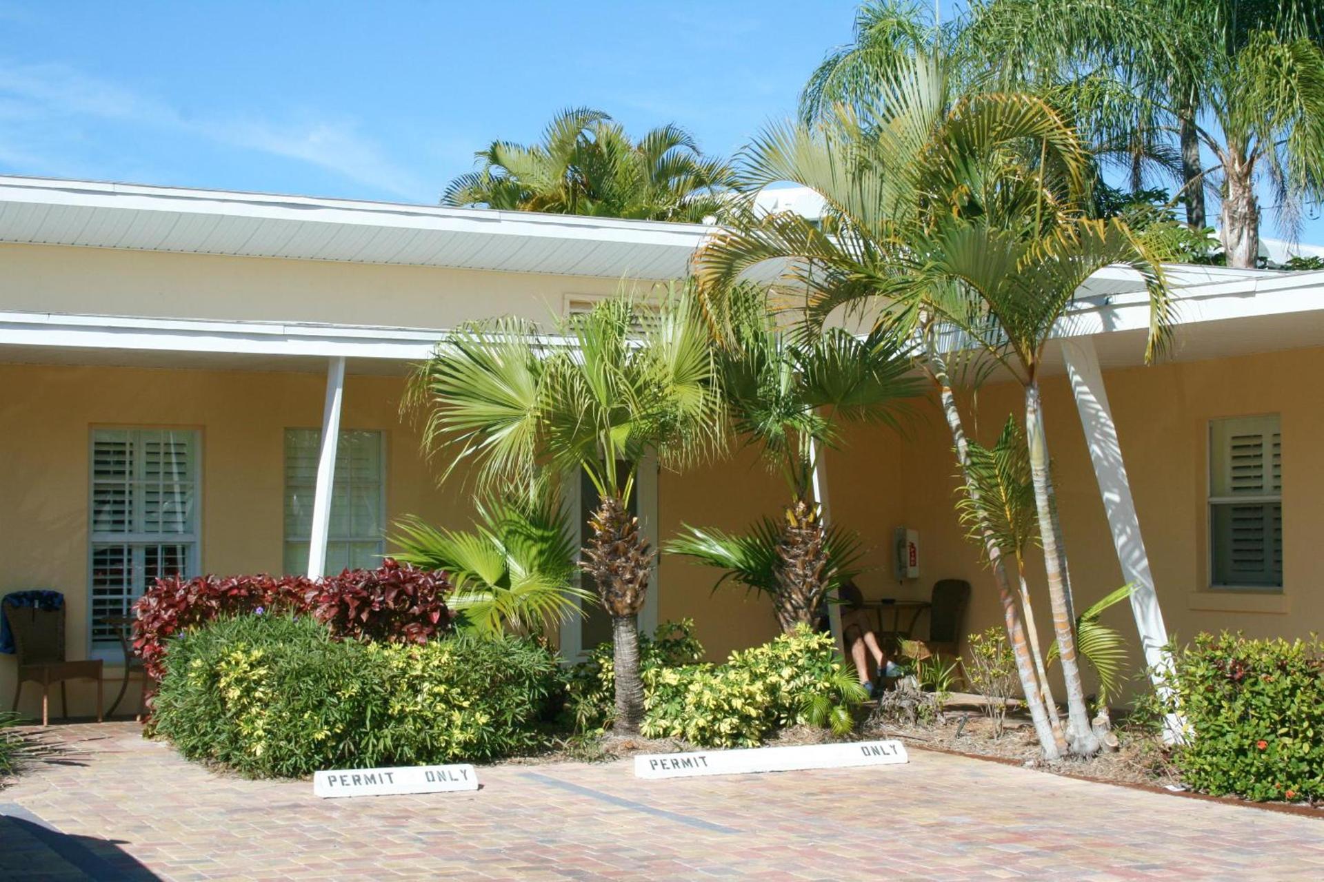 Tropical Beach Resorts - Sarasota photo 58