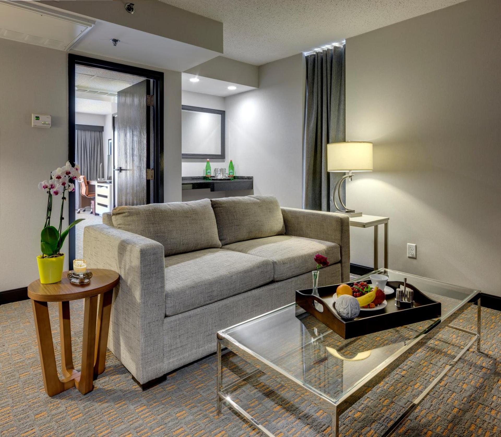 Wyndham Fort Smith City Center photo 56