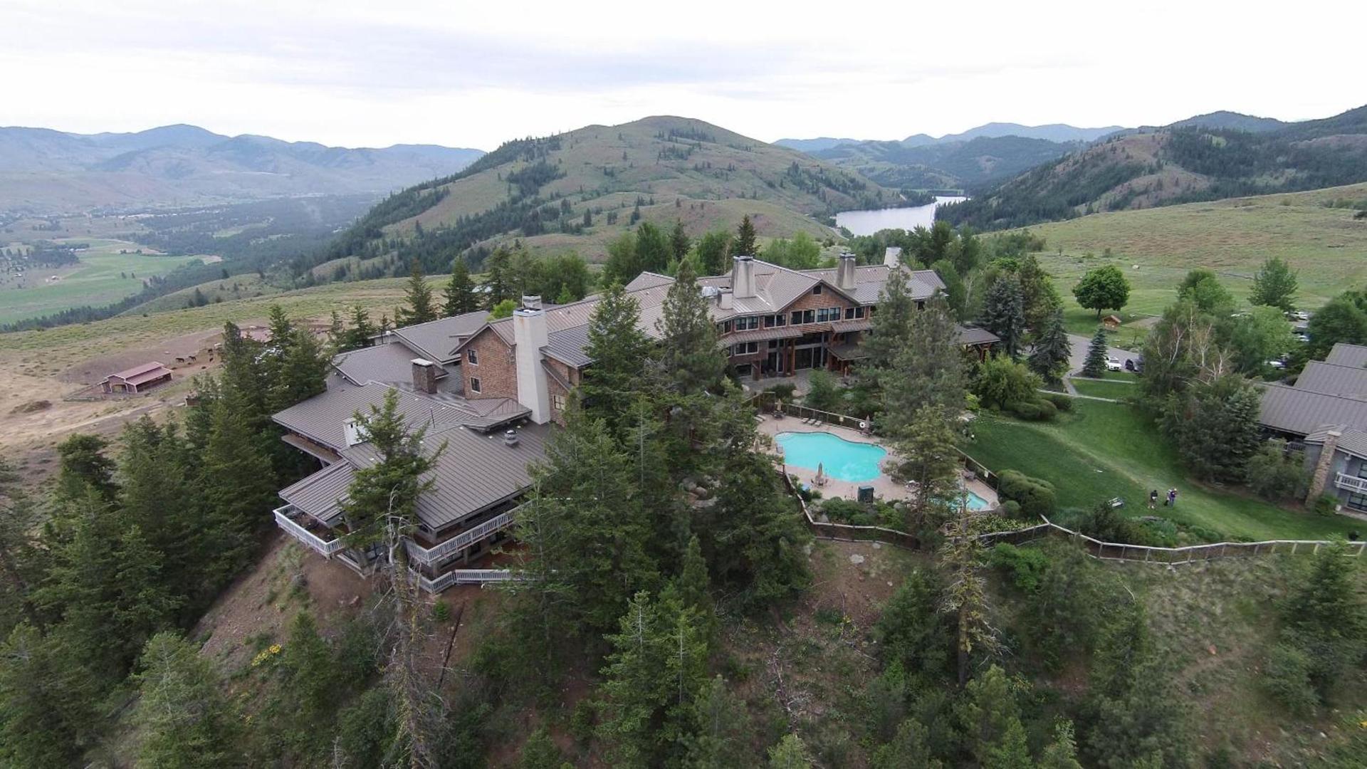 Sun Mountain Lodge photo 33