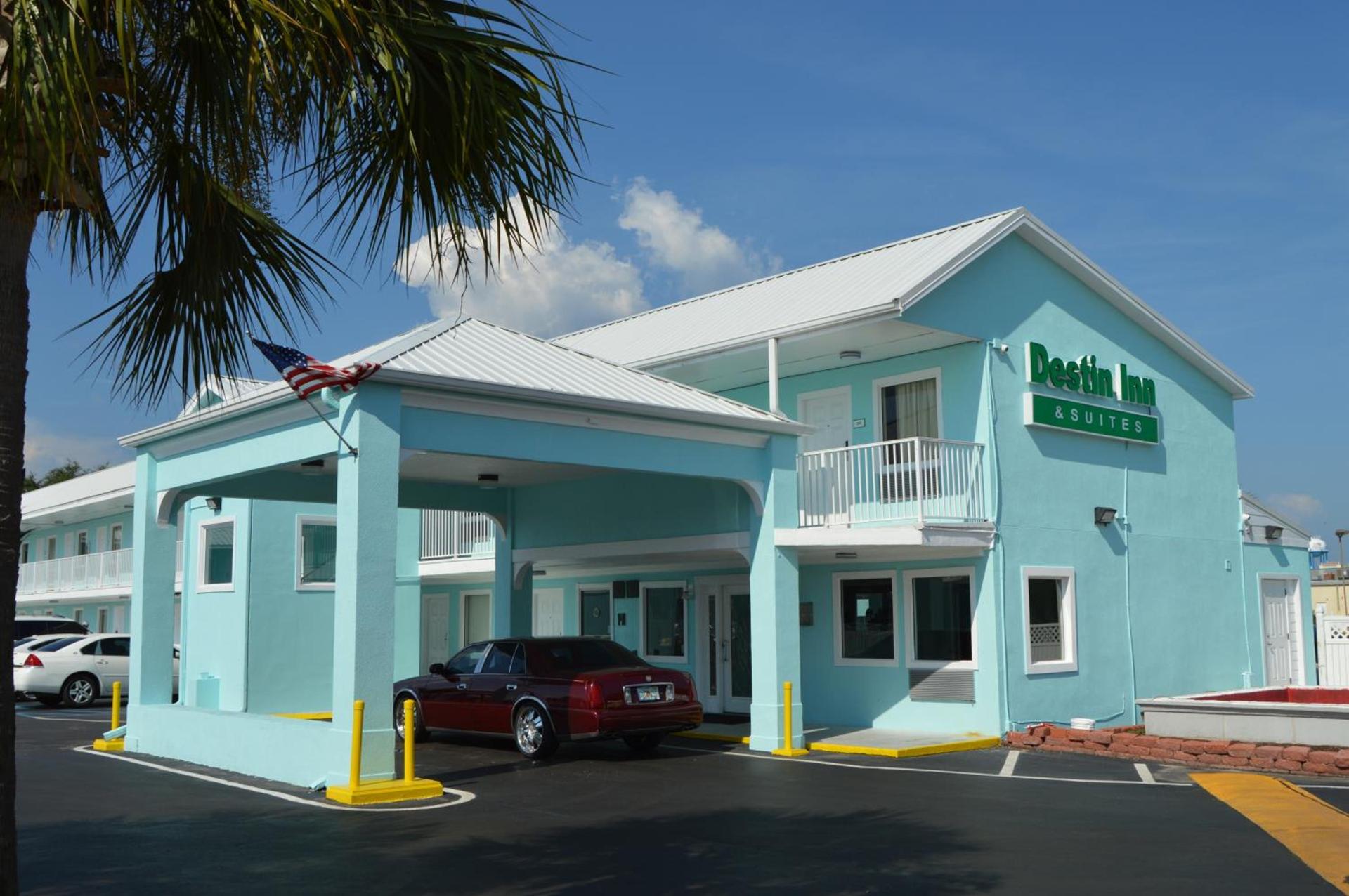 Destin Inn & Suites photo 1