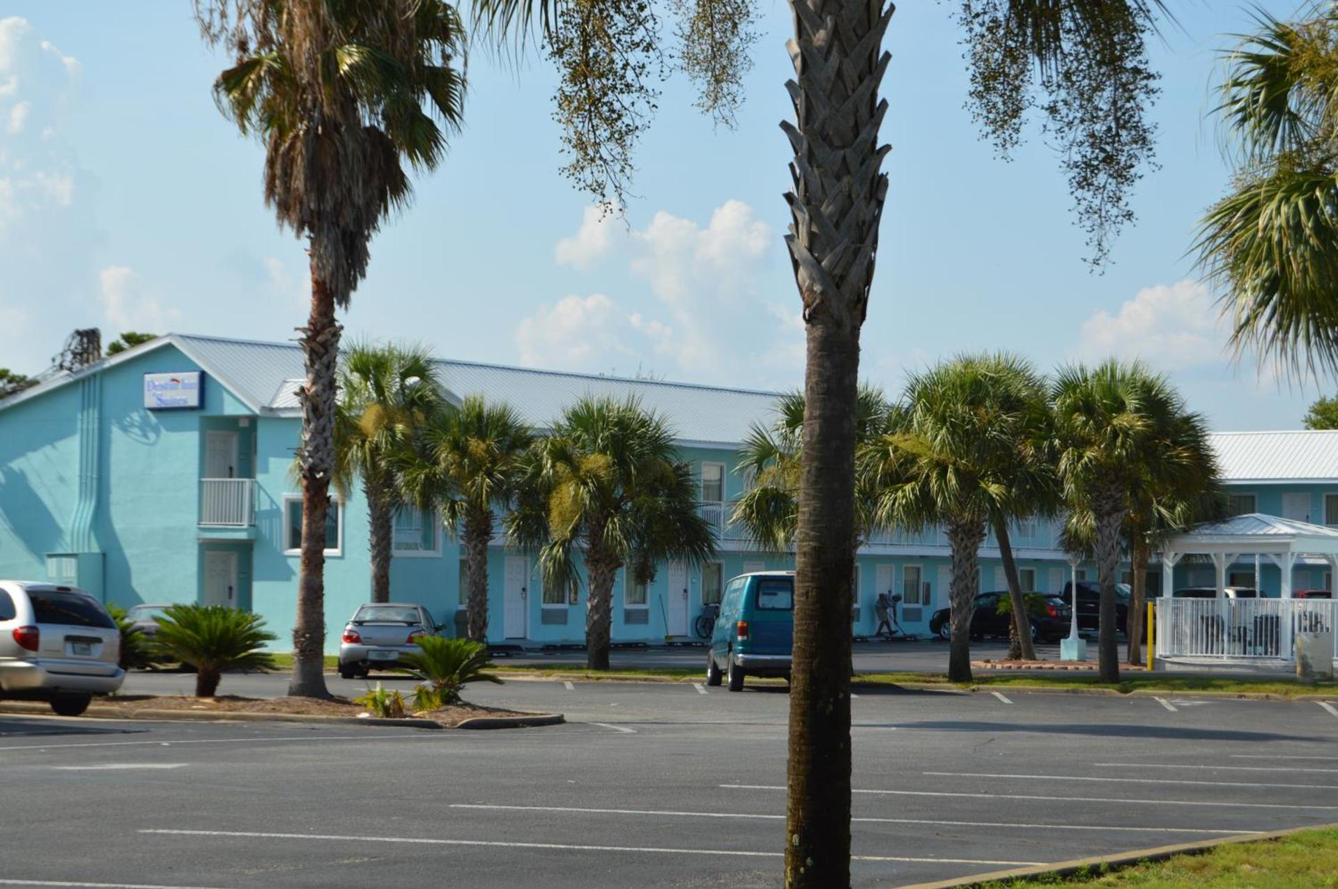 Destin Inn & Suites photo 22