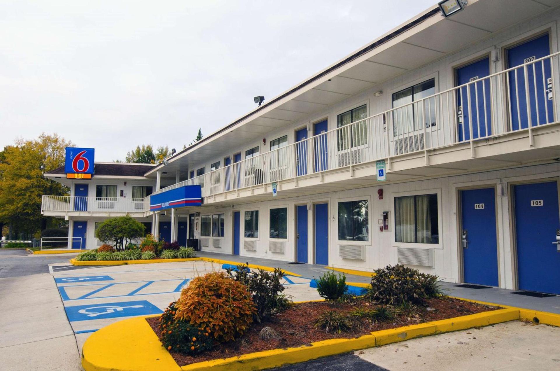 Motel 6-Camp Springs, DC - South Camp Springs photo 31