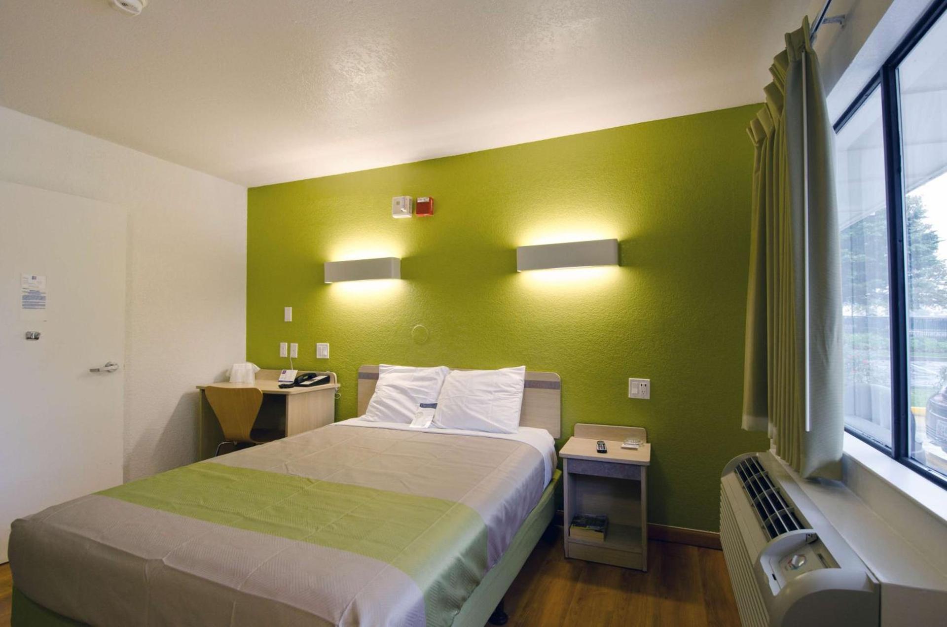 Motel 6-Camp Springs, DC - South Camp Springs photo 47