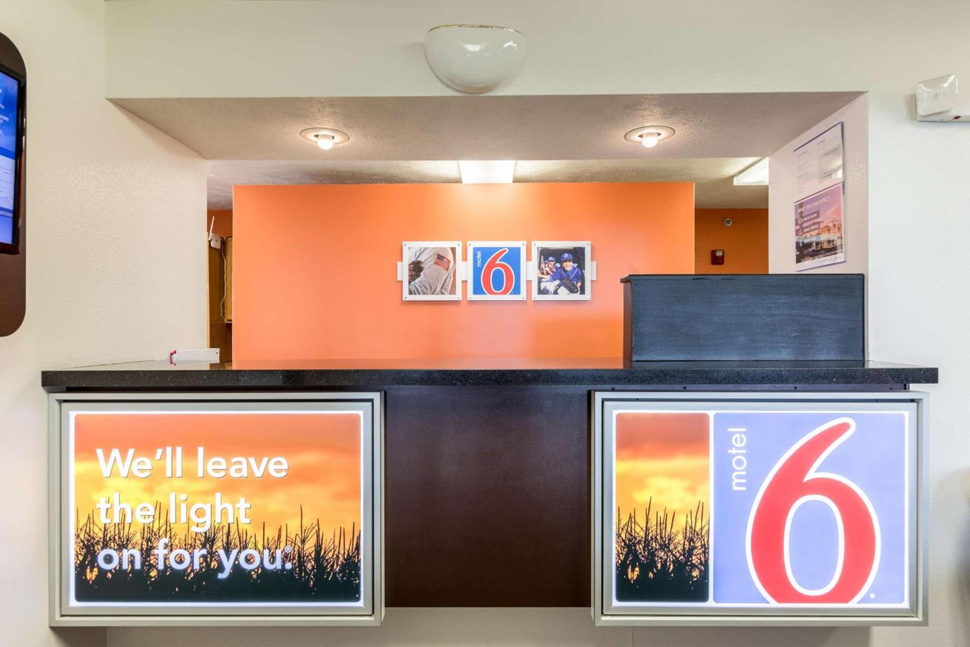 Motel 6-Percival, IA photo 42