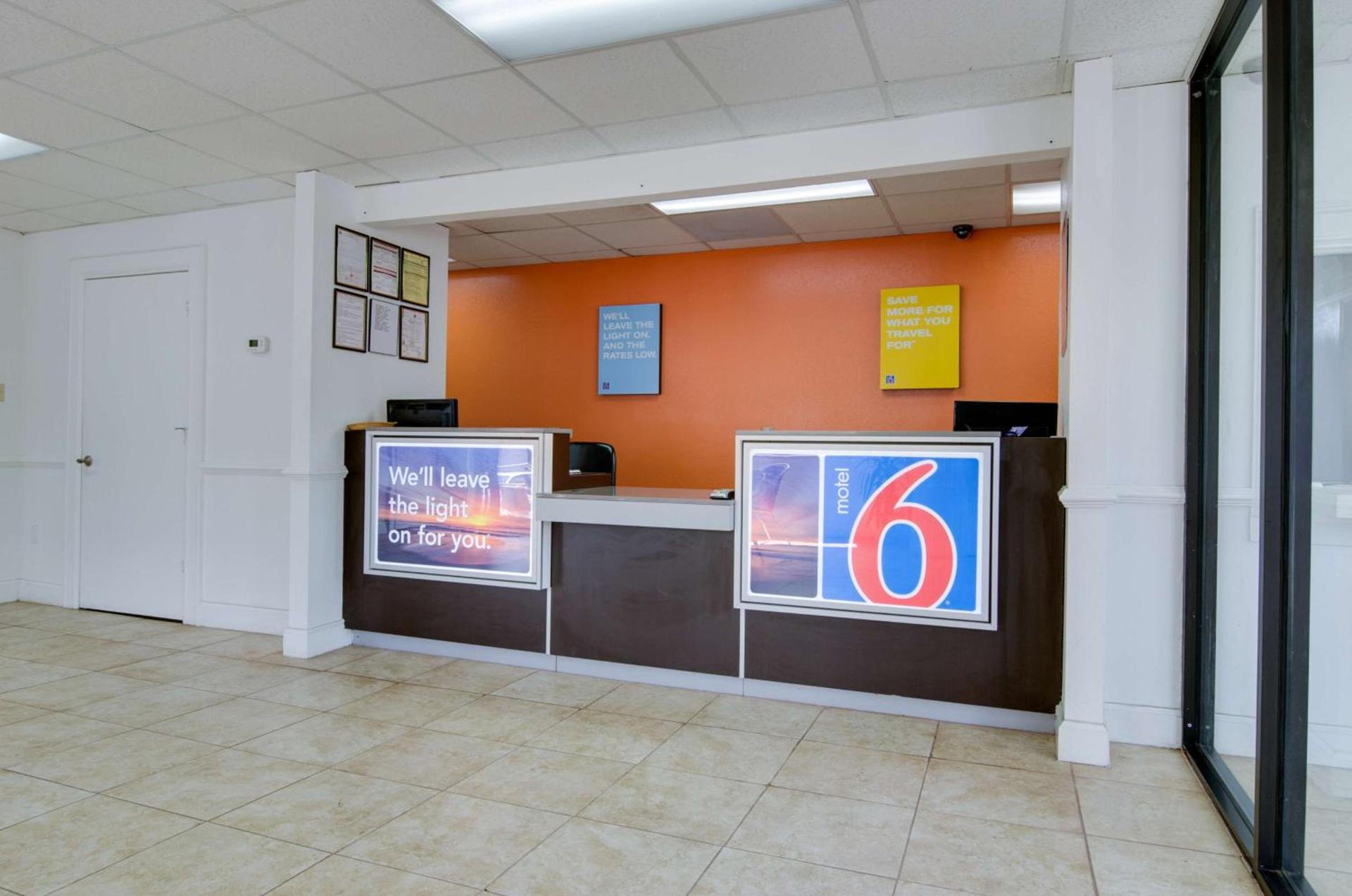 Motel 6-Atlanta, GA photo 43