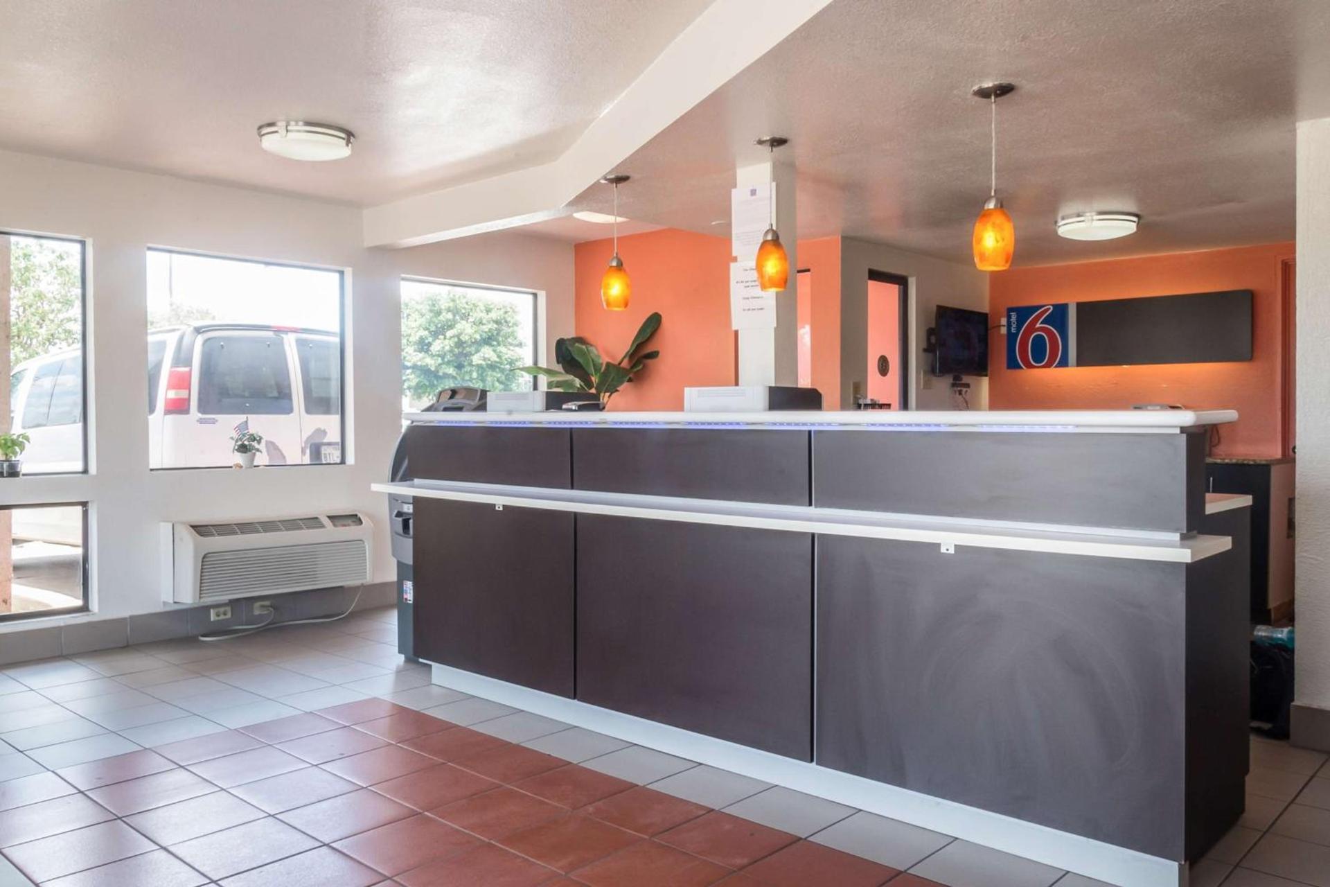 Motel 6-Mesquite, TX - Rodeo - Convention Ctr photo 8