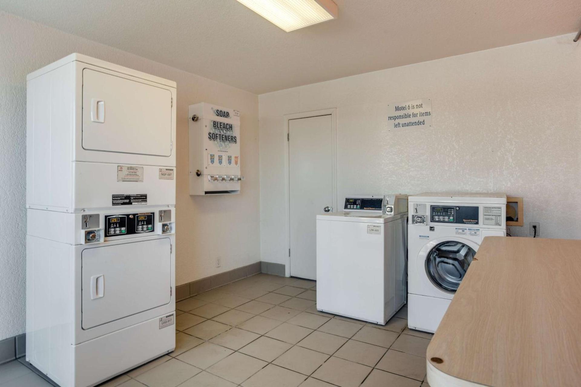 Motel 6-Fayetteville, AR photo 44